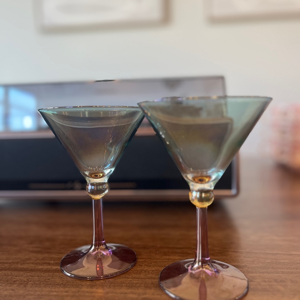 Elegant Iridescent Martini Glass Set